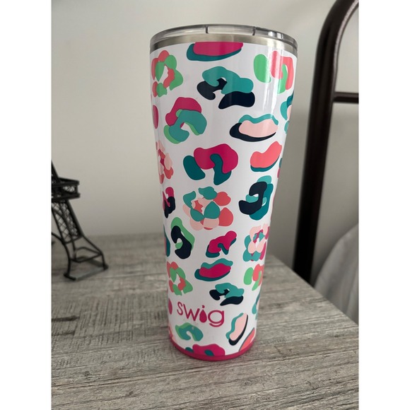 SWig Other - Swig Tumbler Leopard Print White Pink Teal Green 30 oz Insulated Cup